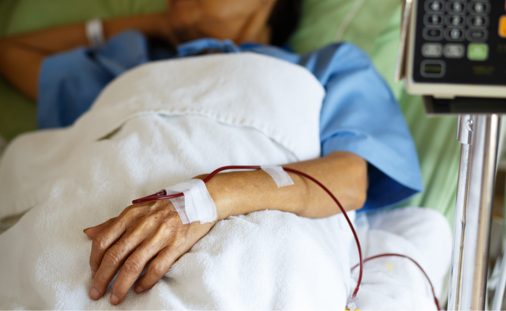 ব্লাড ক্যান্সারের এই উপসর্গগুলো এড়িয়ে যাচ্ছেন না তো?