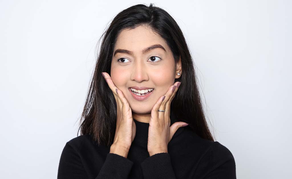 ত্বকের তারুণ্য ধরে রাখতে ব্যায়াম | ঘরে বসেই করে নিন ফেসিয়াল এক্সারসাইজ